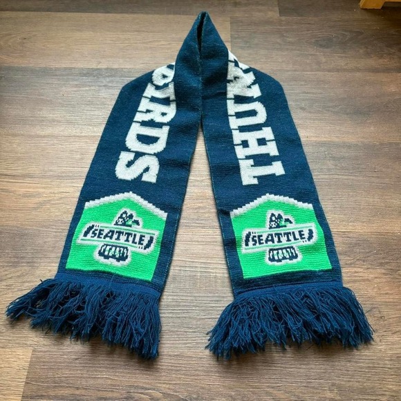 Seattle Thunderbirds Vintage Scarf - Picture 1 of 3
